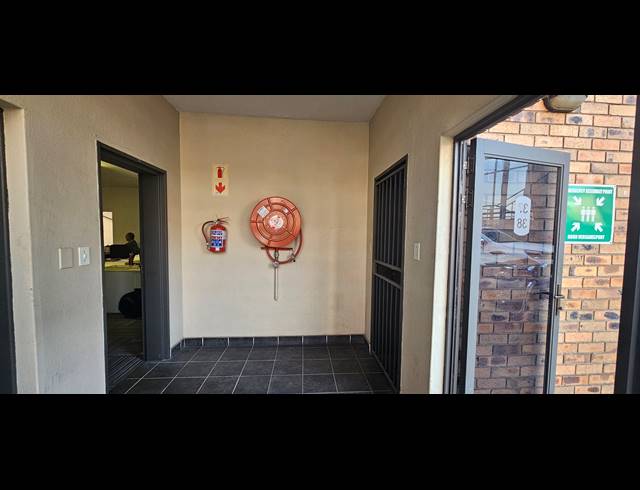 170M² WAREHOUSE TO LET IN NELSPRUIT CENTRAL